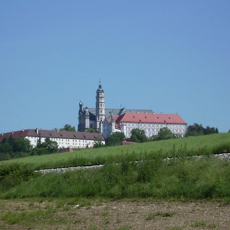Hôtel Tagungshaus Im Kloster Neresheim Extérieur photo