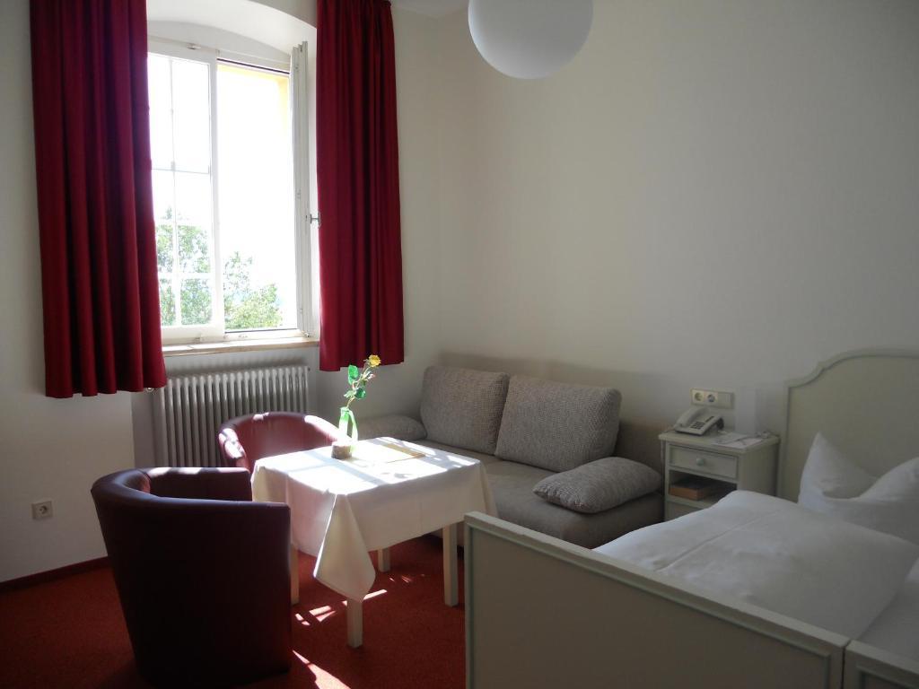 Hôtel Tagungshaus Im Kloster Neresheim Chambre photo