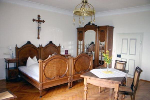 Hôtel Tagungshaus Im Kloster Neresheim Extérieur photo